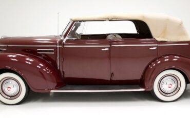 Plymouth-P8-1939-Maroon-Camel-2