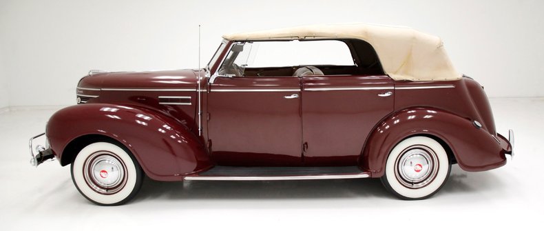 Plymouth-P8-1939-Maroon-Camel-2