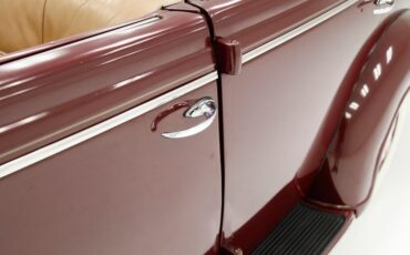 Plymouth-P8-1939-Maroon-Camel-21