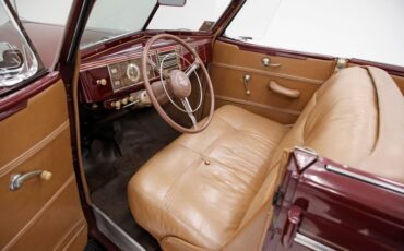 Plymouth-P8-1939-Maroon-Camel-32
