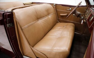 Plymouth-P8-1939-Maroon-Camel-41