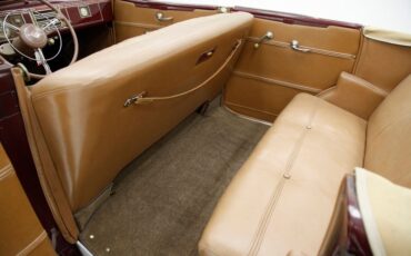 Plymouth-P8-1939-Maroon-Camel-43