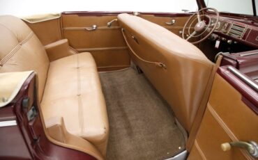 Plymouth-P8-1939-Maroon-Camel-45
