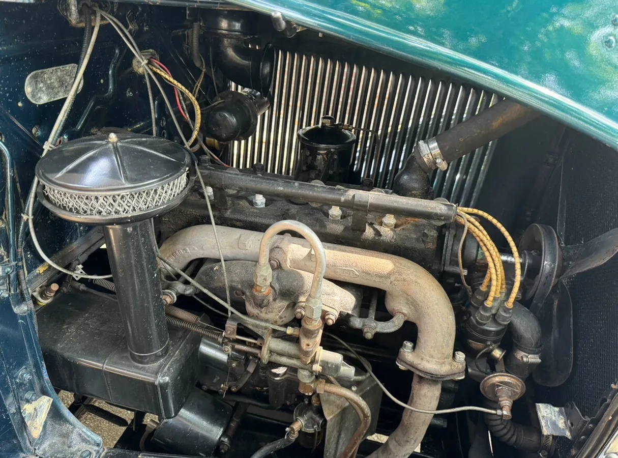 Plymouth-Pb-1932-Teal-Green-Tan-12