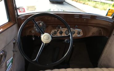 Plymouth-Pb-1932-Teal-Green-Tan-3