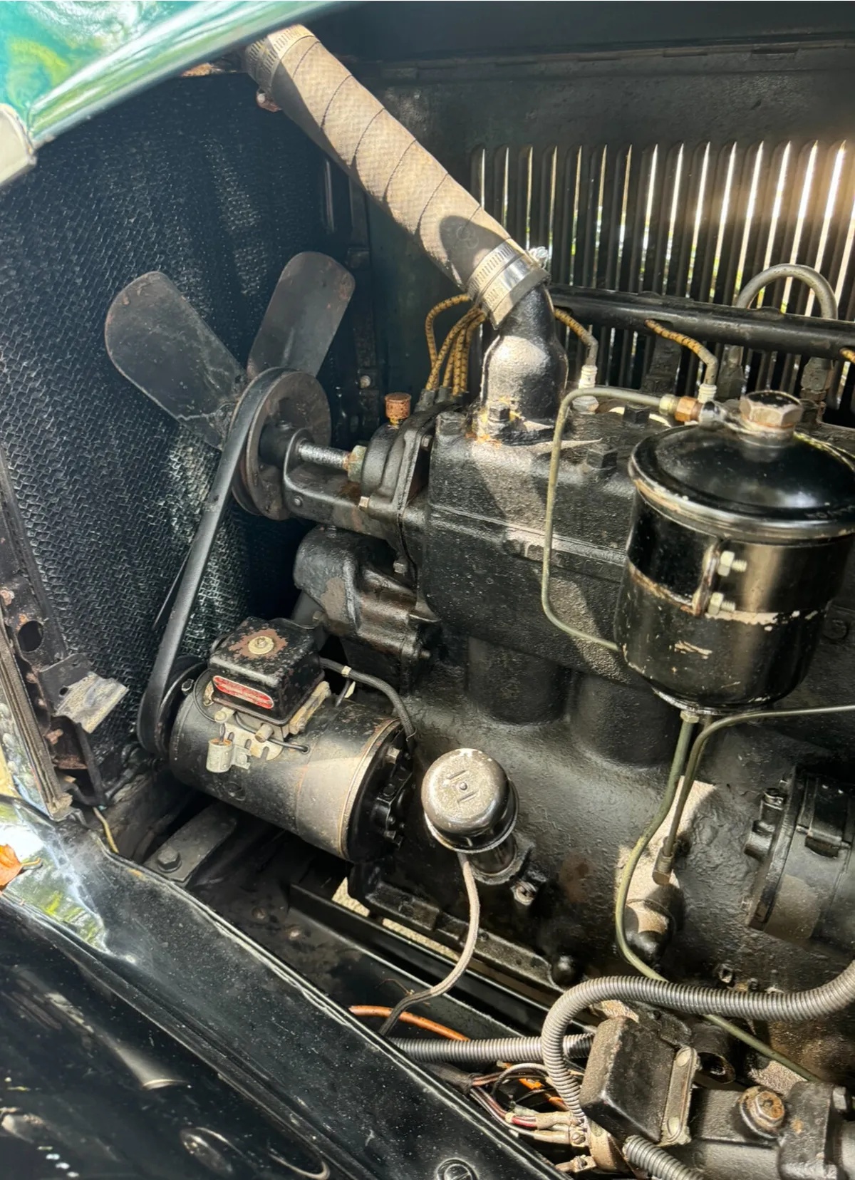 Plymouth-Pb-1932-Teal-Green-Tan-9