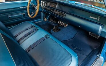 Plymouth-Road-runner-1968-Petty-Blue-19