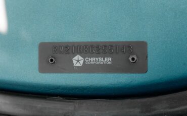 Plymouth-Road-runner-1968-Petty-Blue-20