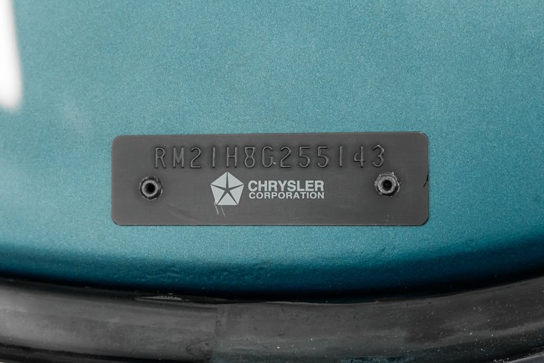 Plymouth-Road-runner-1968-Petty-Blue-20