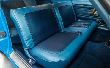 Plymouth-Road-runner-1968-Petty-Blue-3