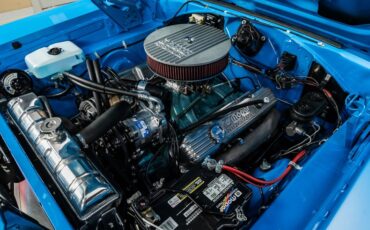 Plymouth-Road-runner-1968-Petty-Blue-6