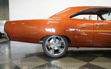 Plymouth-Road-runner-1970-Burnt-Orange-Metalli-White-13
