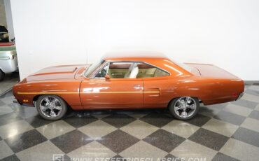 Plymouth-Road-runner-1970-Burnt-Orange-Metalli-White-22