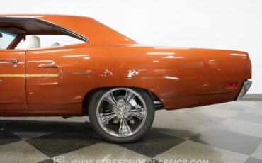 Plymouth-Road-runner-1970-Burnt-Orange-Metalli-White-33