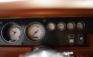 Plymouth-Road-runner-1970-Burnt-Orange-Metalli-White-43