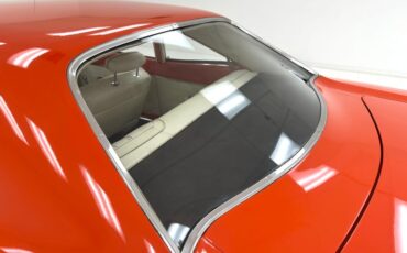 Plymouth-Road-runner-1970-TorRed-White-16