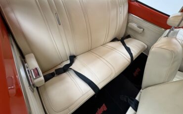 Plymouth-Road-runner-1970-TorRed-White-40