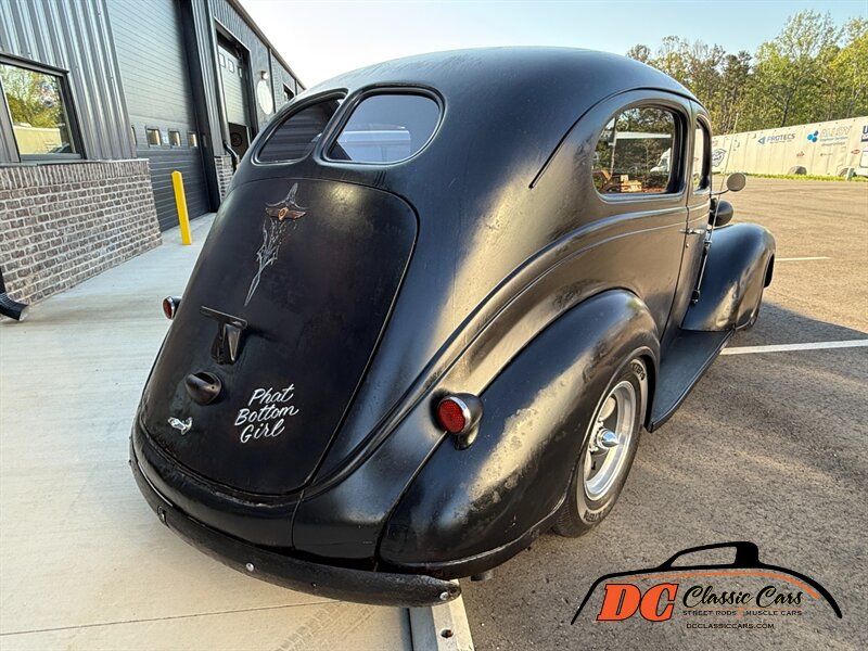 Plymouth-Sedan-1936-Black-Black-12