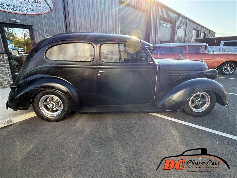 Plymouth-Sedan-1936-Black-Black-13