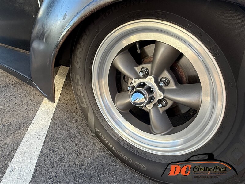 Plymouth-Sedan-1936-Black-Black-15