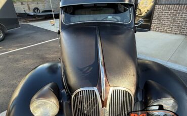 Plymouth-Sedan-1936-Black-Black-17