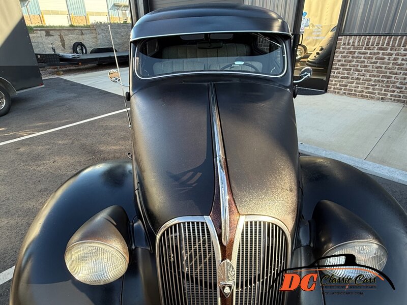 Plymouth-Sedan-1936-Black-Black-17