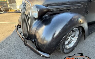 Plymouth-Sedan-1936-Black-Black-18