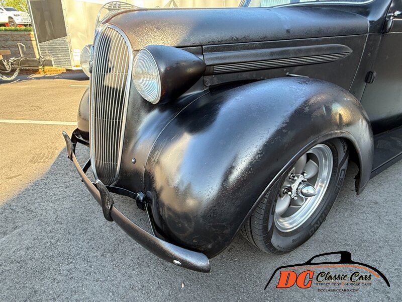 Plymouth-Sedan-1936-Black-Black-18