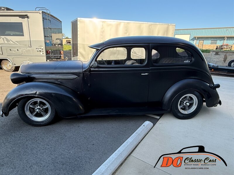Plymouth-Sedan-1936-Black-Black-2