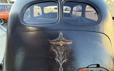 Plymouth-Sedan-1936-Black-Black-22