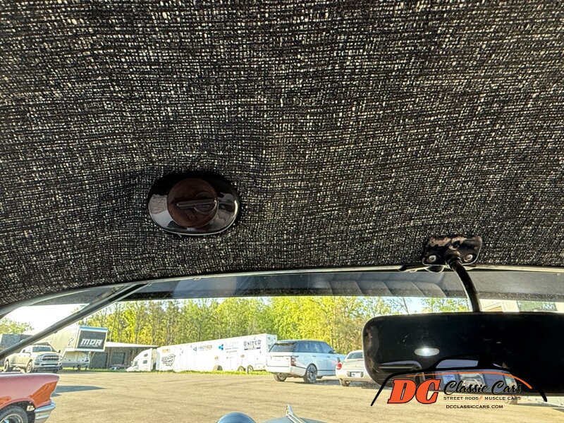 Plymouth-Sedan-1936-Black-Black-31