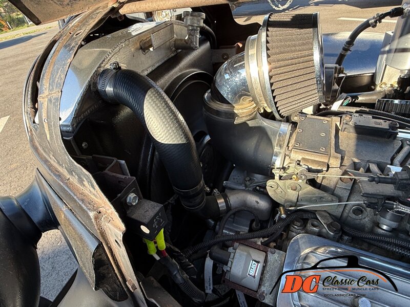 Plymouth-Sedan-1936-Black-Black-35