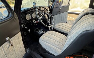 Plymouth-Sedan-1936-Black-Black