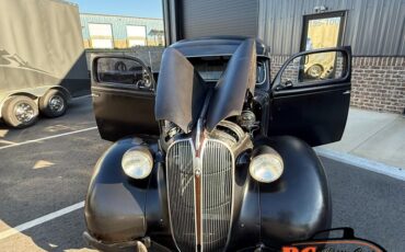 Plymouth-Sedan-1936-Black-Black-39