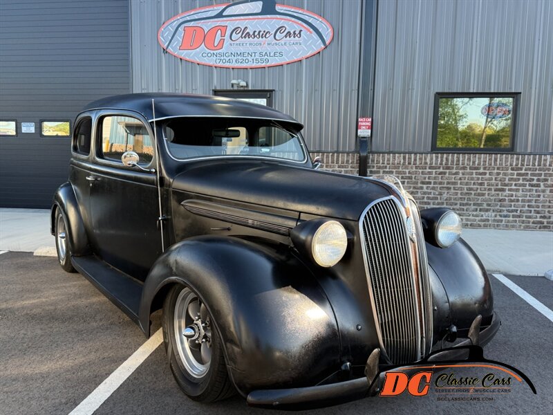 Plymouth-Sedan-1936-Black-Black-46