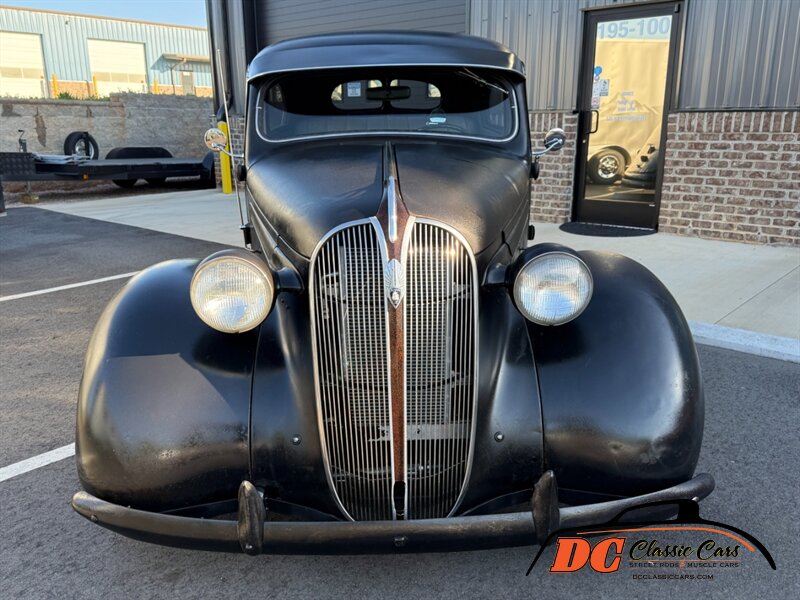 Plymouth-Sedan-1936-Black-Black-47