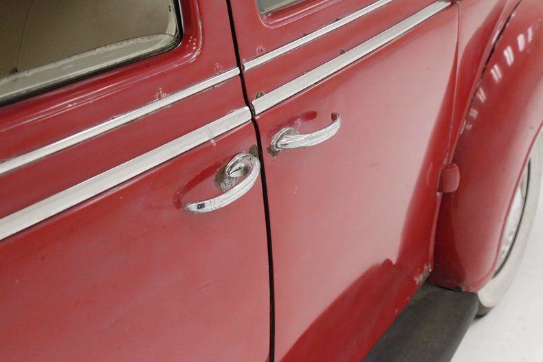 Plymouth-Special-deluxe-1941-Red-Beige-17