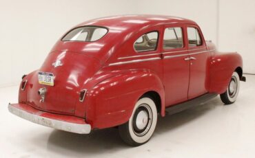 Plymouth-Special-deluxe-1941-Red-Beige-2