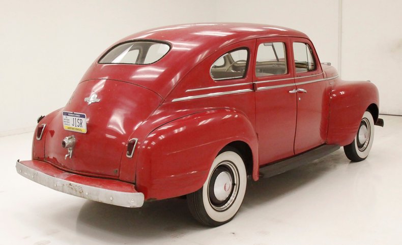 Plymouth-Special-deluxe-1941-Red-Beige-2