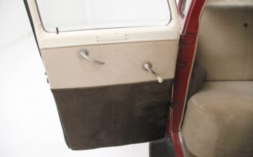 Plymouth-Special-deluxe-1941-Red-Beige-33