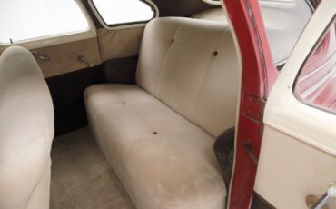 Plymouth-Special-deluxe-1941-Red-Beige-36