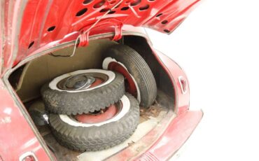 Plymouth-Special-deluxe-1941-Red-Beige-42