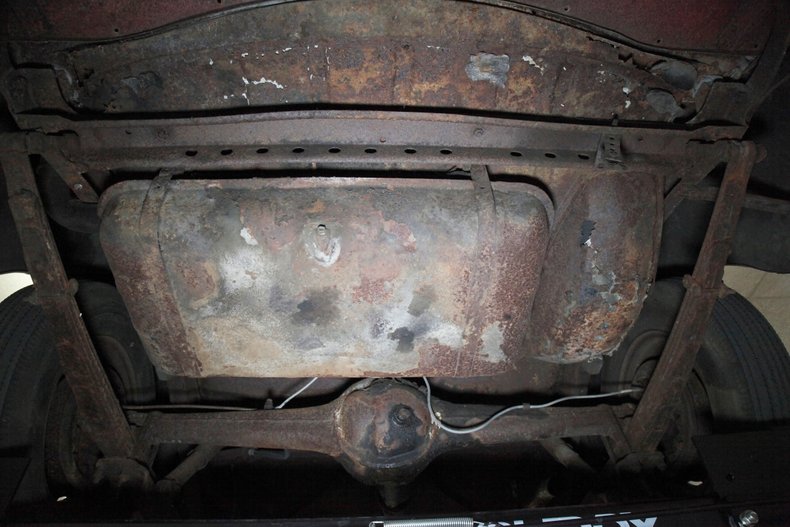 Plymouth-Special-deluxe-1941-Red-Beige-45