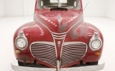 Plymouth-Special-deluxe-1941-Red-Beige-5