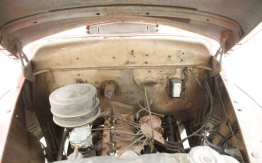 Plymouth-Special-deluxe-1941-Red-Beige-7