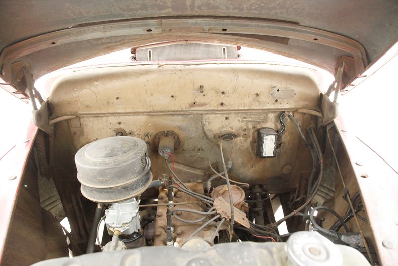 Plymouth-Special-deluxe-1941-Red-Beige-7