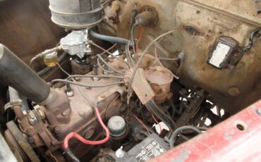 Plymouth-Special-deluxe-1941-Red-Beige-9