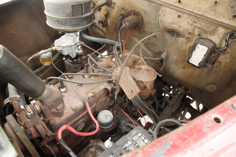 Plymouth-Special-deluxe-1941-Red-Beige-9