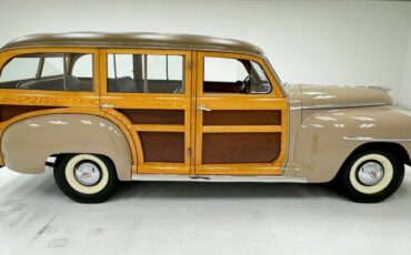 Plymouth-Special-deluxe-1947-Battalion-Beige-Saddle-11
