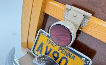 Plymouth-Special-deluxe-1947-Battalion-Beige-Saddle-18